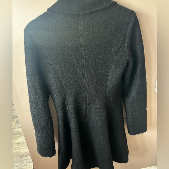 Guess coat, women’s - Picture 2 of 2